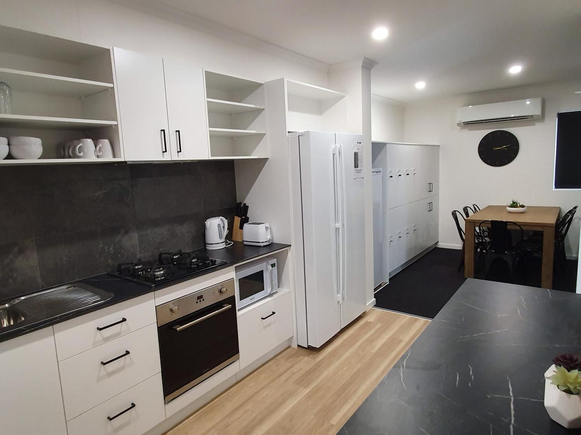 Mihaven Shared Living - Martyn St Hostel Cairns Ngoại thất bức ảnh
